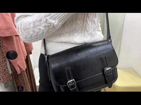 ❤️ Мастурбатсияи оммавии зани ҷавон ФералБерри бо дилдо дар утоқи мувофиқ ️❌ Видео мақъад дар tg.drpornofilme.ru ️❤